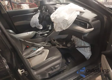 2020 Toyota Camry Xle Awd z USA, uszkodzony, nr VIN 4T1F11BK8LU009467